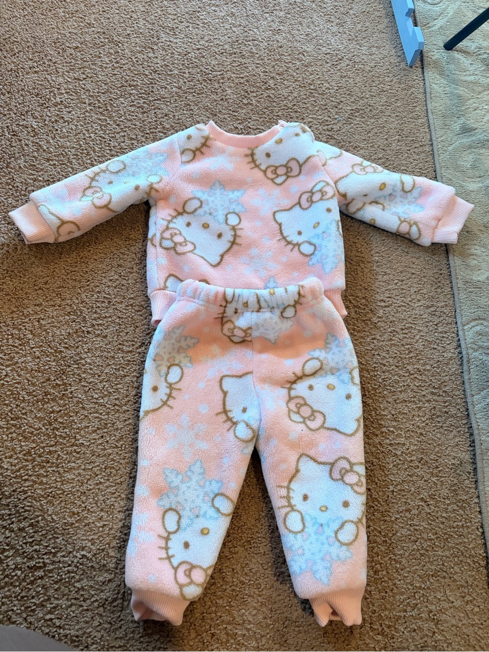 Hello Kitty Pink and White Fleece Pajama Set